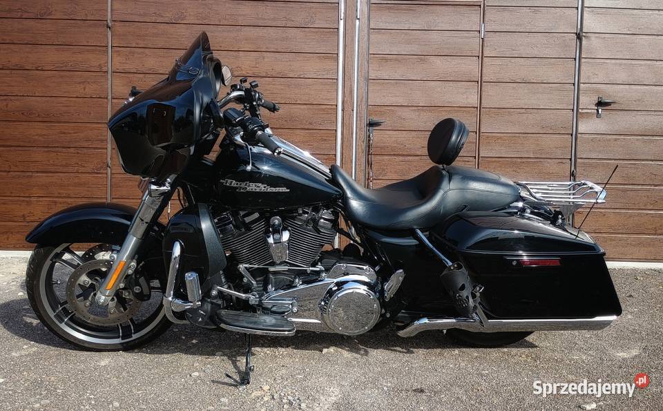 Motocykl HarleyDavidson Street Glide 2018 świętokrzyskie Opatów sprzedam