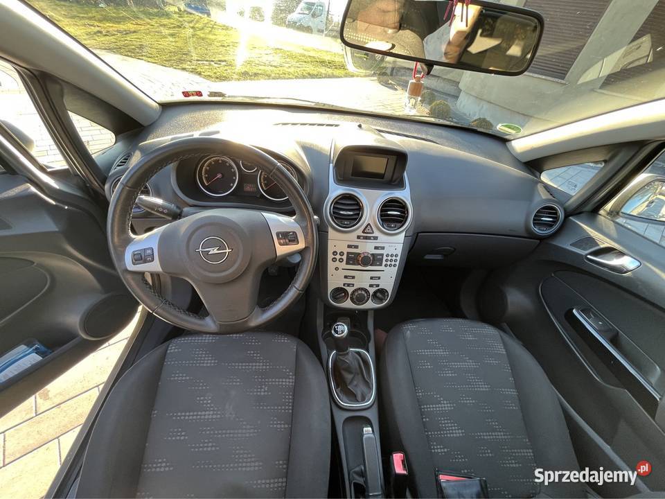 Opel Corsa 14 Benzyna srebrny Ząbkowice Śląskie sprzedam