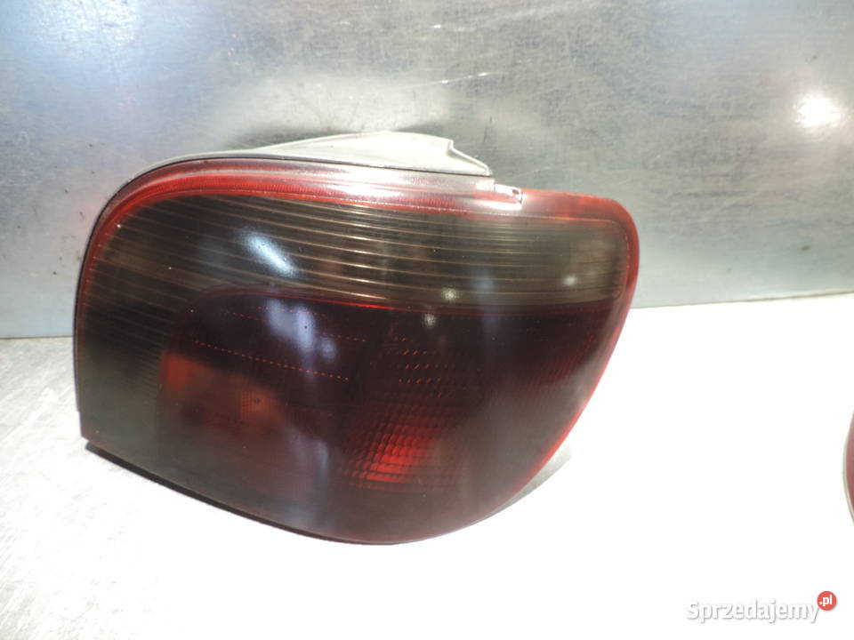 TOYOTA YARIS I LAMPA PRAWY TYŁ Nowy Sącz