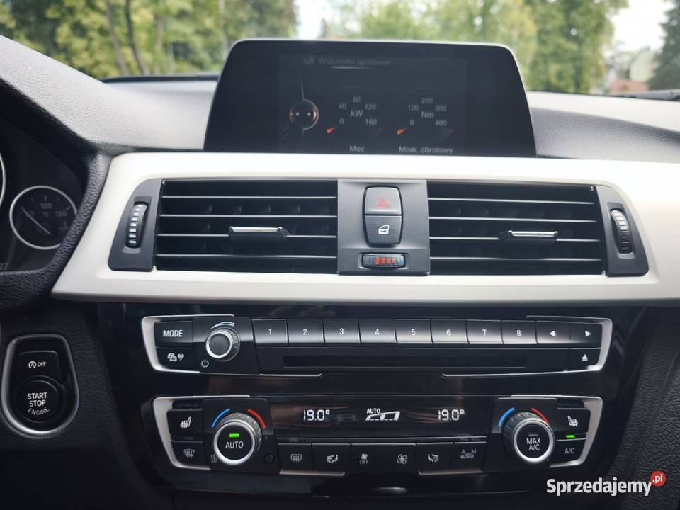 BMW Seria 3 F31 318d