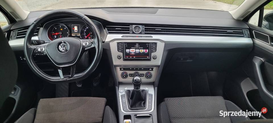OKAZJA Vw Passat B8 20 D 150 2016r Variant światła LED Passat dolnośląskie Wrocław