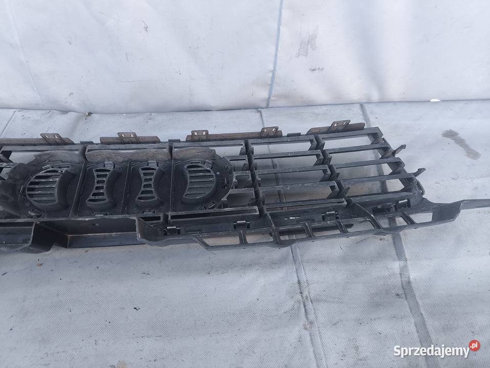 AUDI A3 8P GRILL ATRAPA 8P3853651 Radom