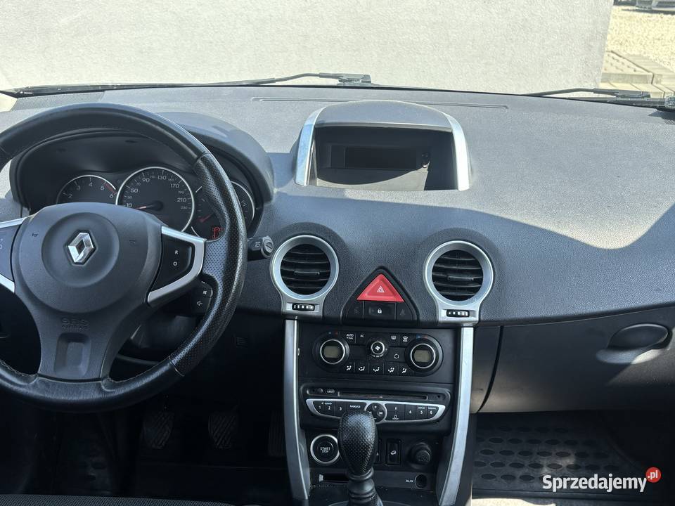 Renault Koleos 2009 4x4 Rok produkcji 2009 Paniówki