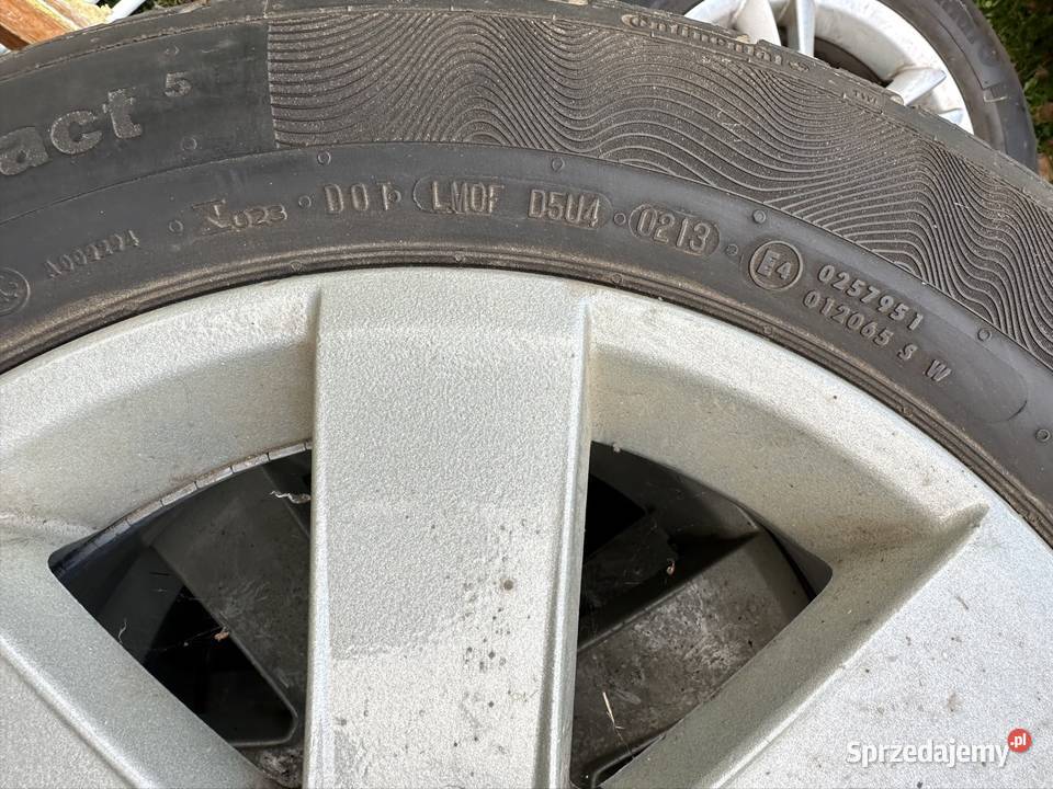 Koła z oryginalnymi felgami aluminiowymi Ford 16 Dębica sprzedam