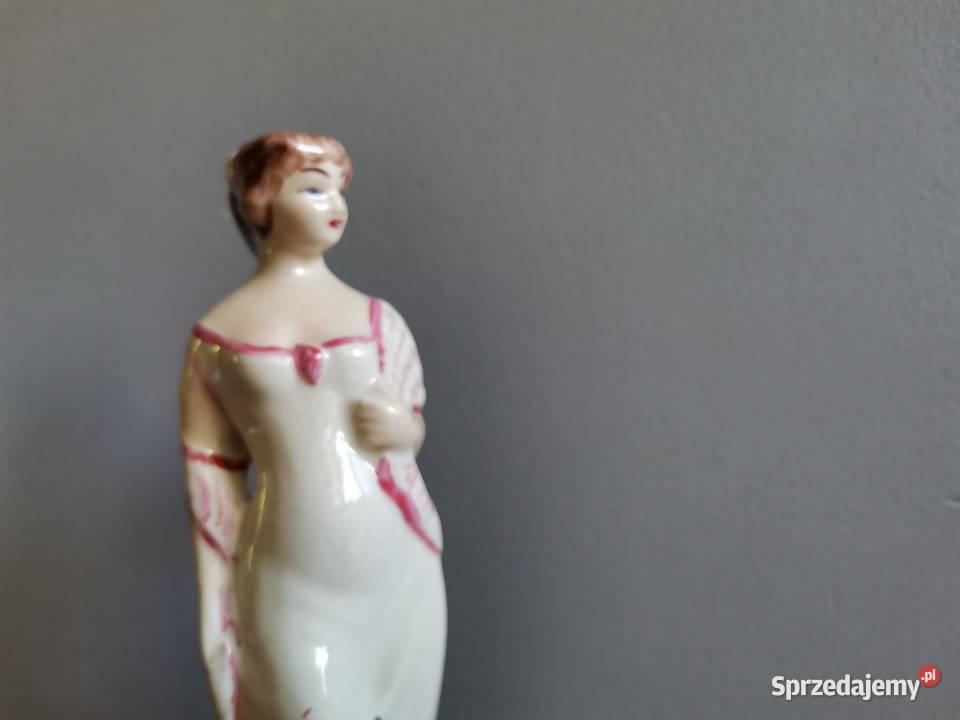 Stara figurka Dama z szalem porcelana Steatyt Katowice