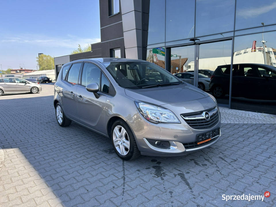 Opel Meriva tempomat multifunkcja benzynka DRL elektryczne lusterka Żory sprzedam