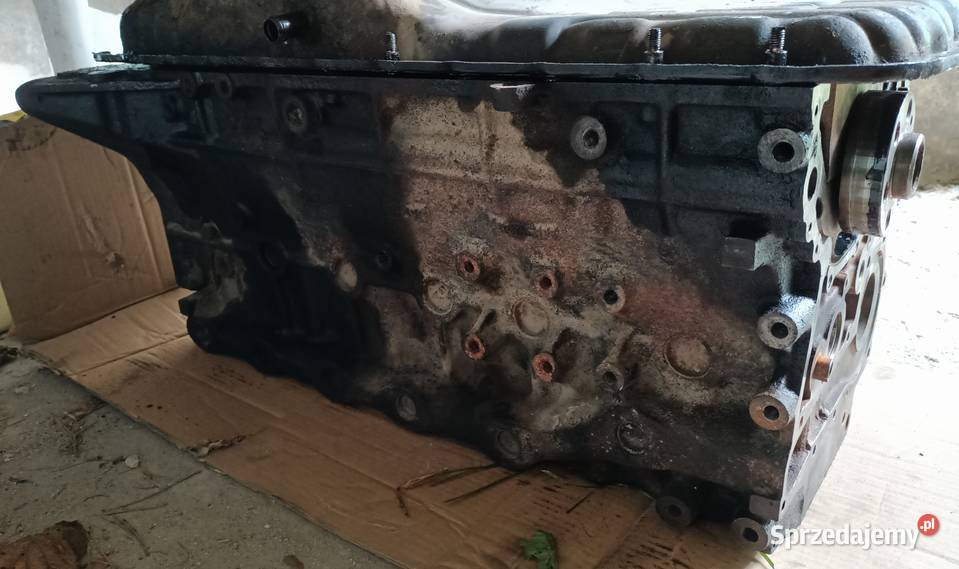 Blok silnika z osprzętem 28 TD do Patrlola GR Rzeszów sprzedam
