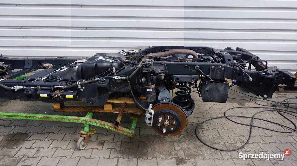 RAMA PODWOZIA INFINITI QX80 2010 wielkopolskie Nowy Tomyśl