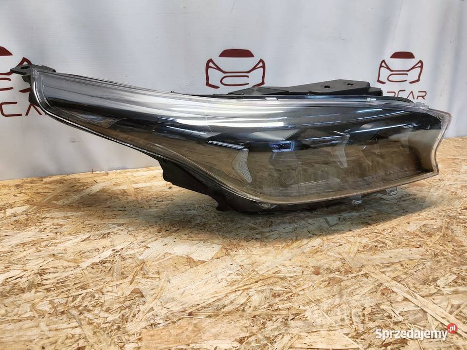 Lampa Prawy Przód Przednia Prawa Kia XCeed sprzedam