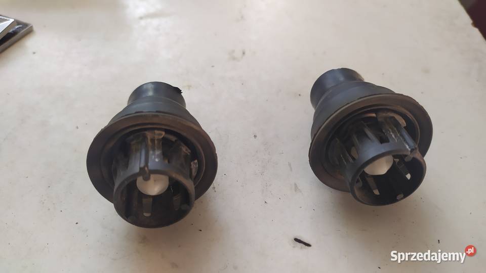 Odboje klapy bagażnika Peugeot 208 podkarpackie Haczów sprzedam