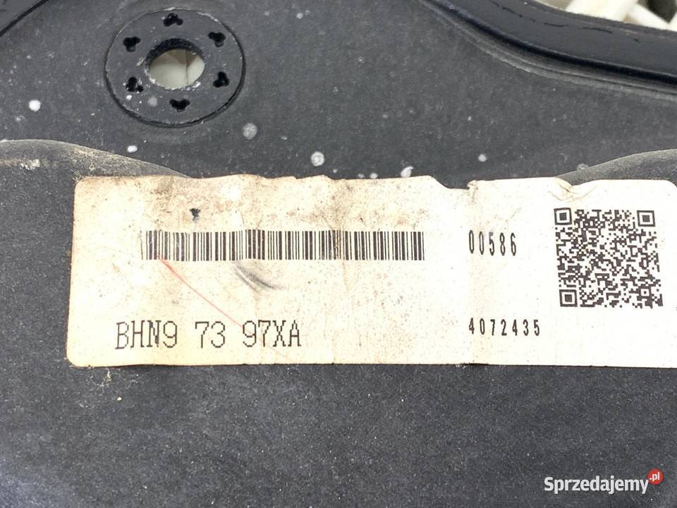 PODNOŚNIK SZYBY LEWY TYŁ MAZDA 3 BM Hatchback