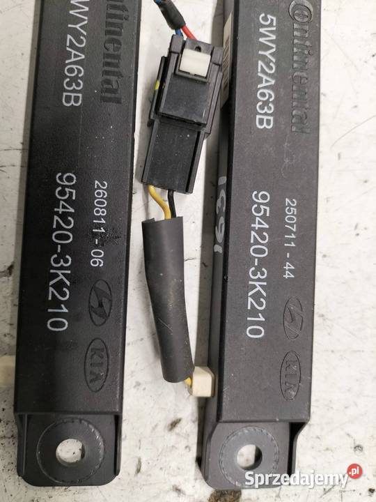 WZMACNIACZ KOMPLET 954702S000 5WY8289C