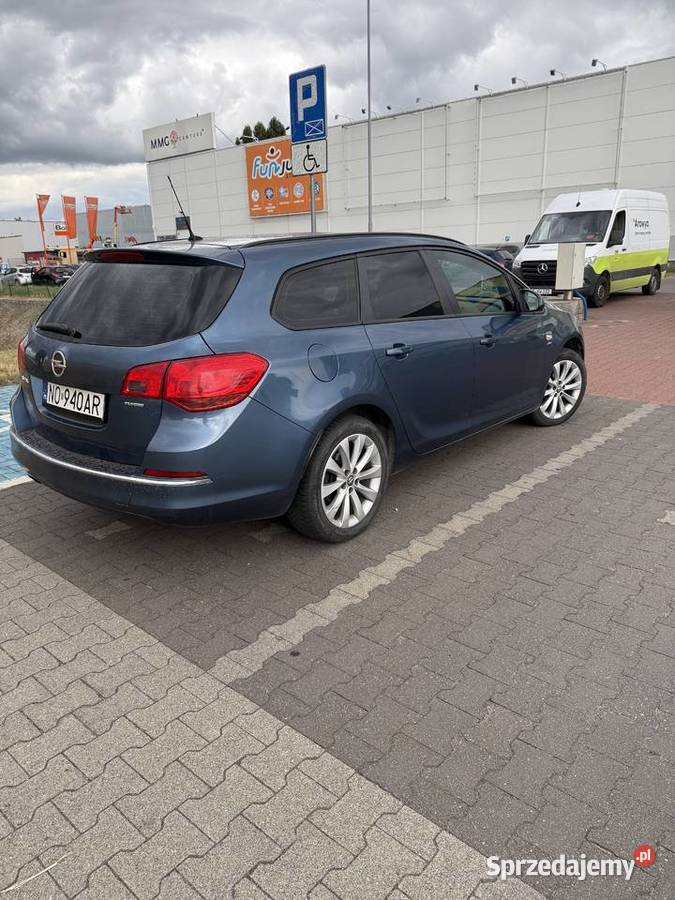 Astra j 14 turbo 120 2013r welurowa tapicerka warmińsko-mazurskie Olsztyn sprzedam
