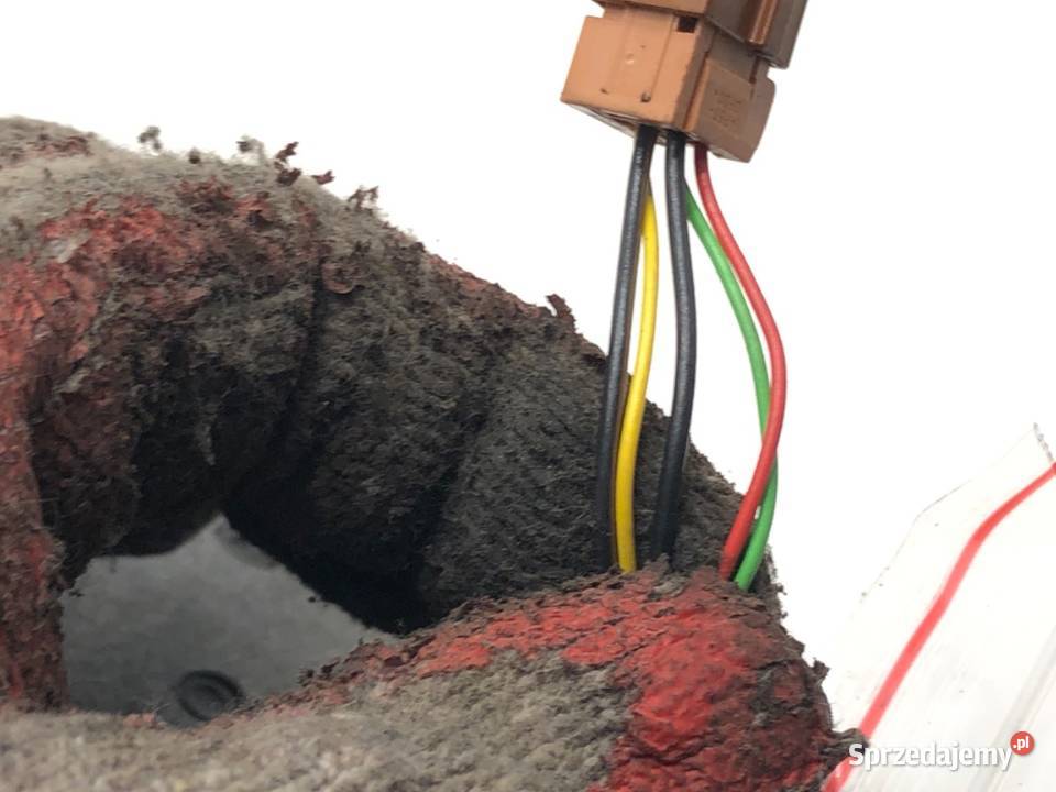 LUSTERKO PRAWY CITROEN CELYSEE SedanLimuzyna