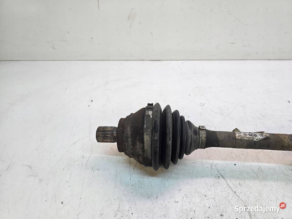 PÓŁOŚ LEWY PRZÓD AUDI Q3 8U 20 TDI 5N0407763G osobowe Półosie Przystajń