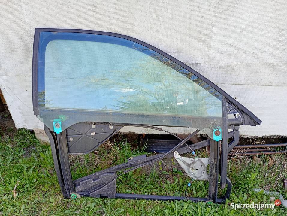 Audi A3 8L 3D Ramka drzwi prawy przód mechanizm osobowe