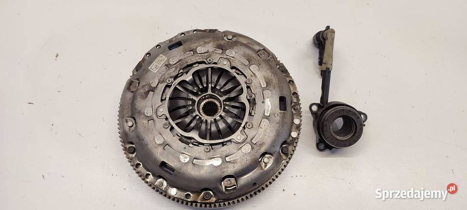 VW TIGUAN II KOŁO DWUMASOWE WYSPRZĘGLIK