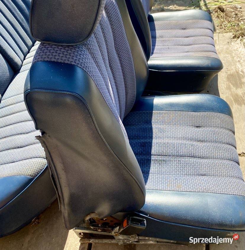 MercedesBenz W123 Fotele kanapa 1seria nieb Rok produkcji 1977 Wyposażenie wnętrza