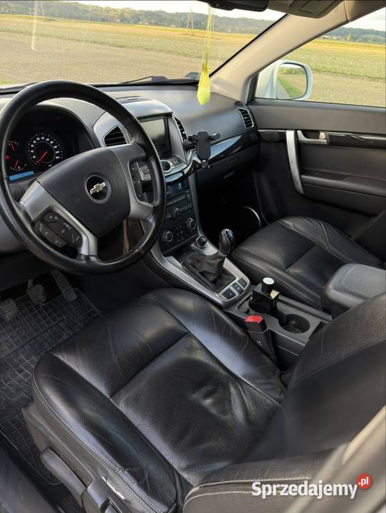 Chevrolet Captiva 22 D 7osobowy biały Szczecin