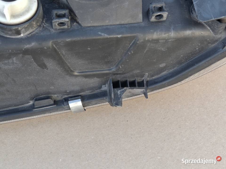 DAF XF CF LF REFLEKTOR PRAWY LAMPA PRAWA ciężarowe Bieleń