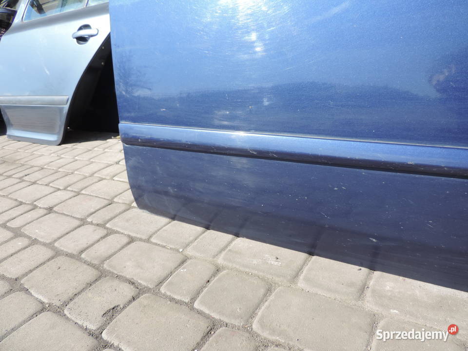 DRZWI PRAWY PRZÓD PRZEDNIE SUZUKI LIANA HB Z2U małopolskie