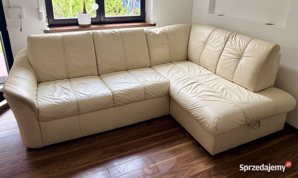 Skórzana narożna sofa z funkcją spania Dobrzykowice