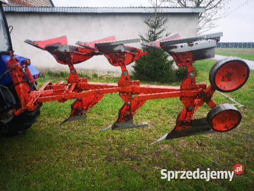 Pług 3 obrotowy Krone na zabezpieczeniu Włocławek