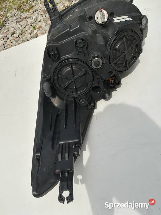 Lampa przód prawa Hyundai i40 1015r zwykła Bliżyn