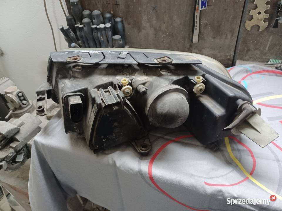 Lampy przód VW Passat B5 lift Ostrowiec Świętokrzyski