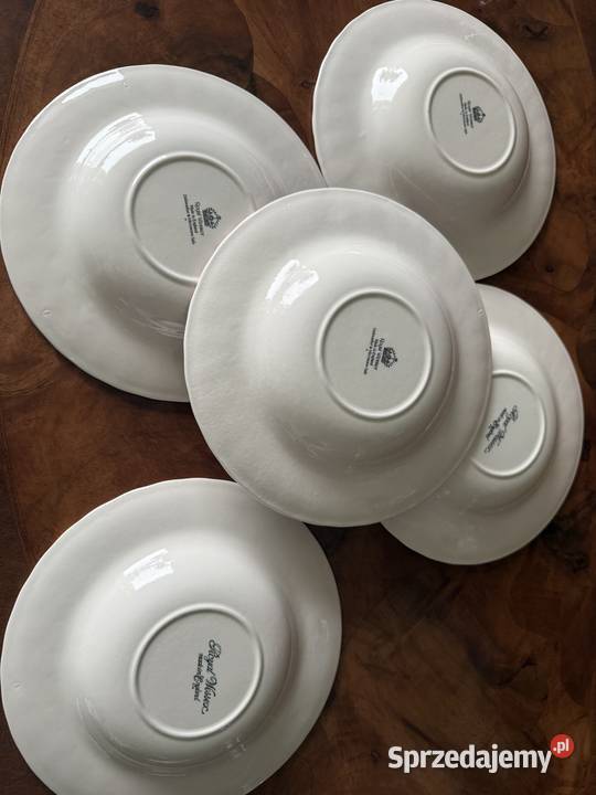 Royal wzór konie czerwone talerze głębokie Gorlice