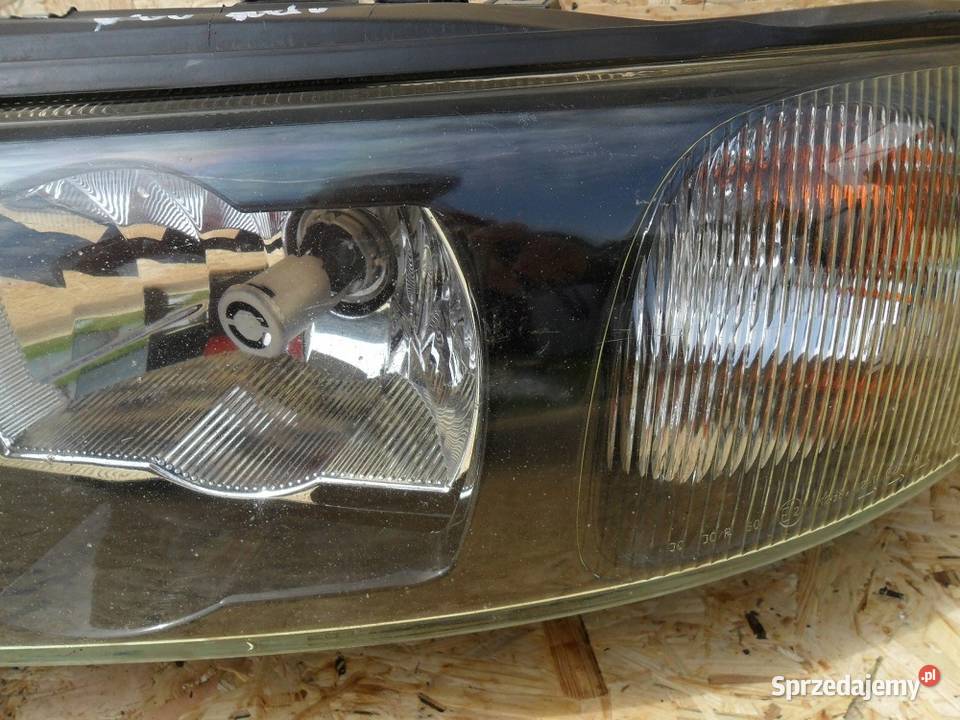 Volvo V70 XC60 2000 2001 2002 2003 2004 xenon Części samochodowe Nowy Tomyśl