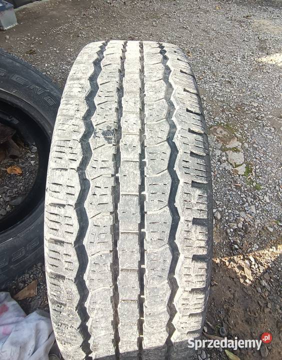 Opony zimowe 15 70 205 x2 sztuki Kańczuga