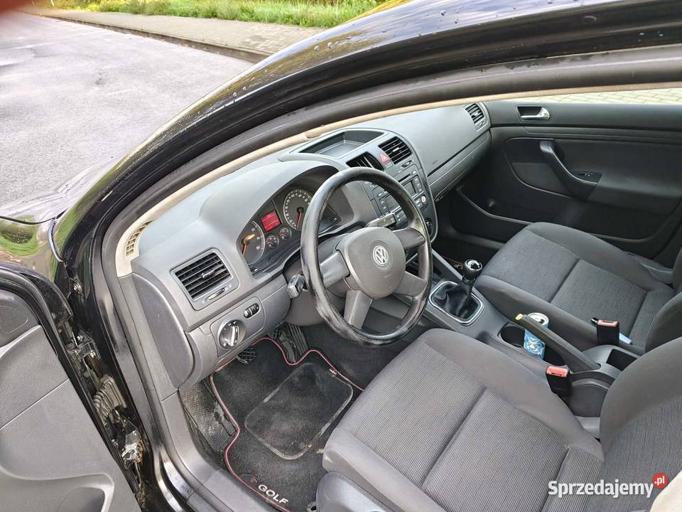 Volkswagen Golf V 16 mpi manualna Łańcut