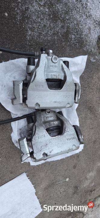 Zaciski hamulcowe Toyota YarisIVAygo Yaris Cross