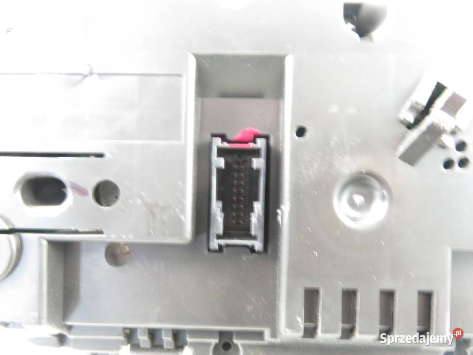 LICZNIK BMW 3 E91 20 320 d 9141487 osobowe sprzedam