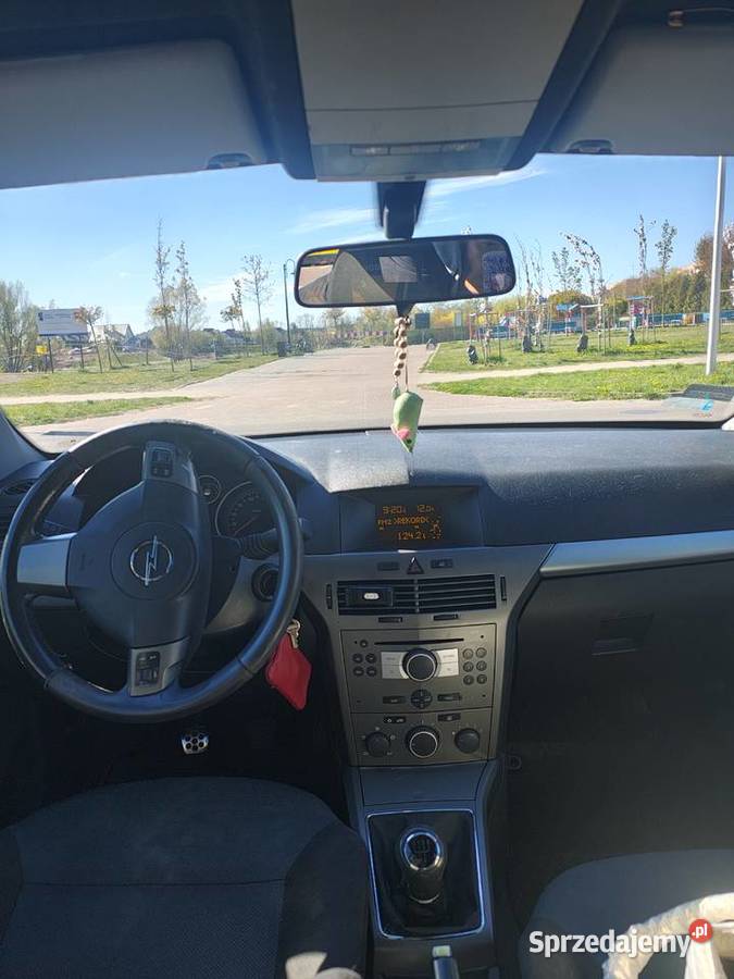 Opel Astra h 2004r Kombi benzyna manualna sprzedam