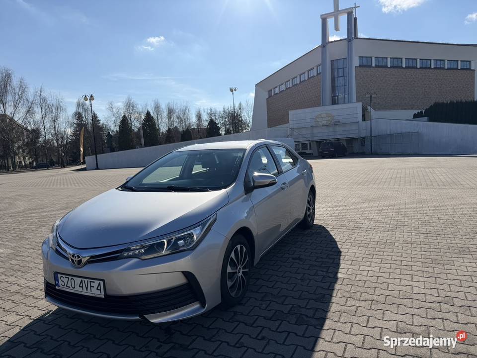 Ładna Corolla LIFT GAZ SEKWENCJA Ledy Tablet benzyna+LPG Śrem sprzedam