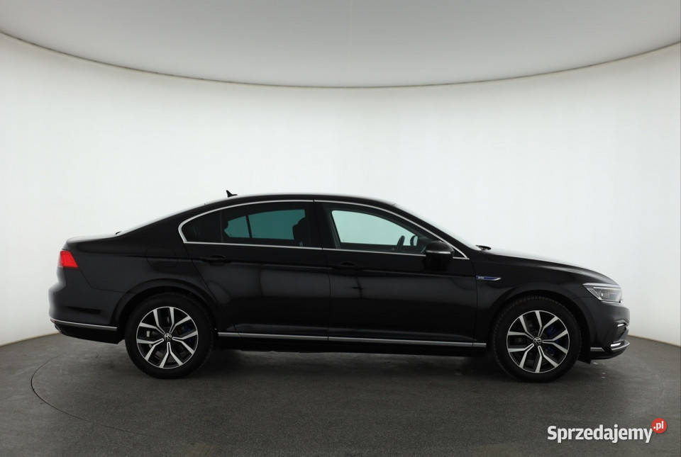 VW Passat 14 GTE czarny Piaseczno