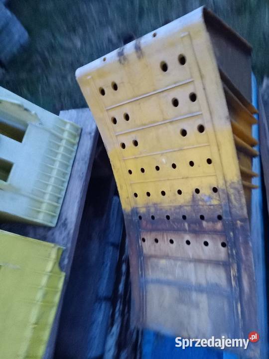 Klin pod kolo żółty naczepa tir Zaborowice