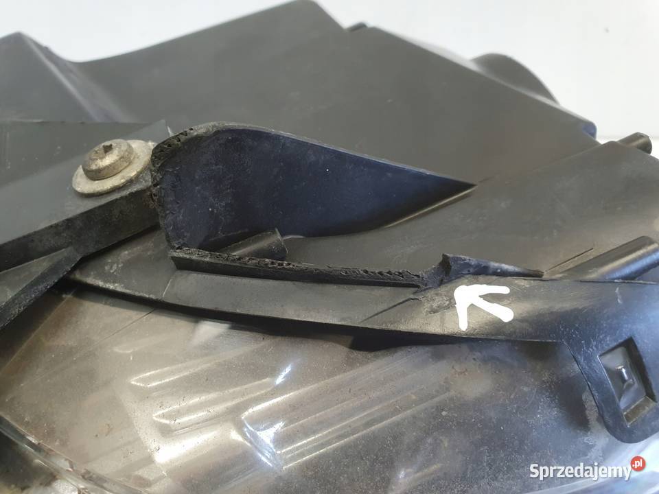 LAMPA PRAWA Peugeot Bipper 0717r PRZEDNIA PRAWY osobowe Rudka