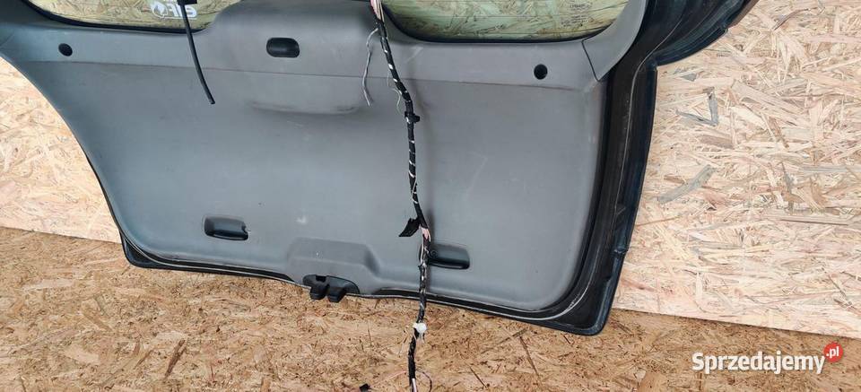 TYLNA KLAPA BAGAŻNIKA TYŁ SZYBA POKRYWA RENAULT Rudziniec