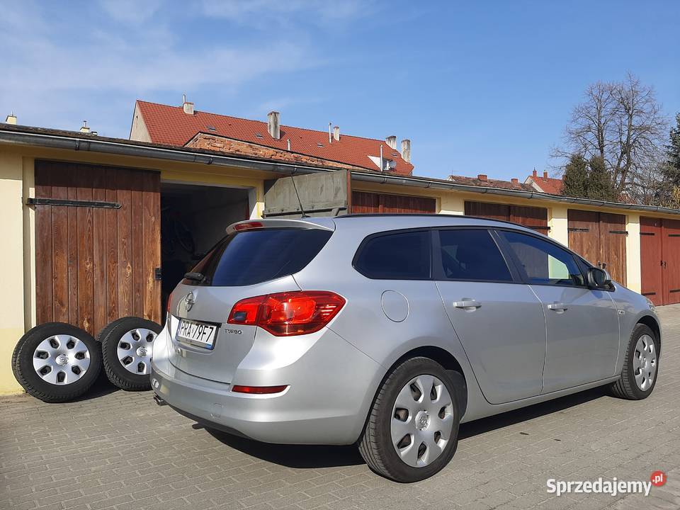 Opel Astra J 14T 140 LPG Kombi benzyna+LPG Rawicz