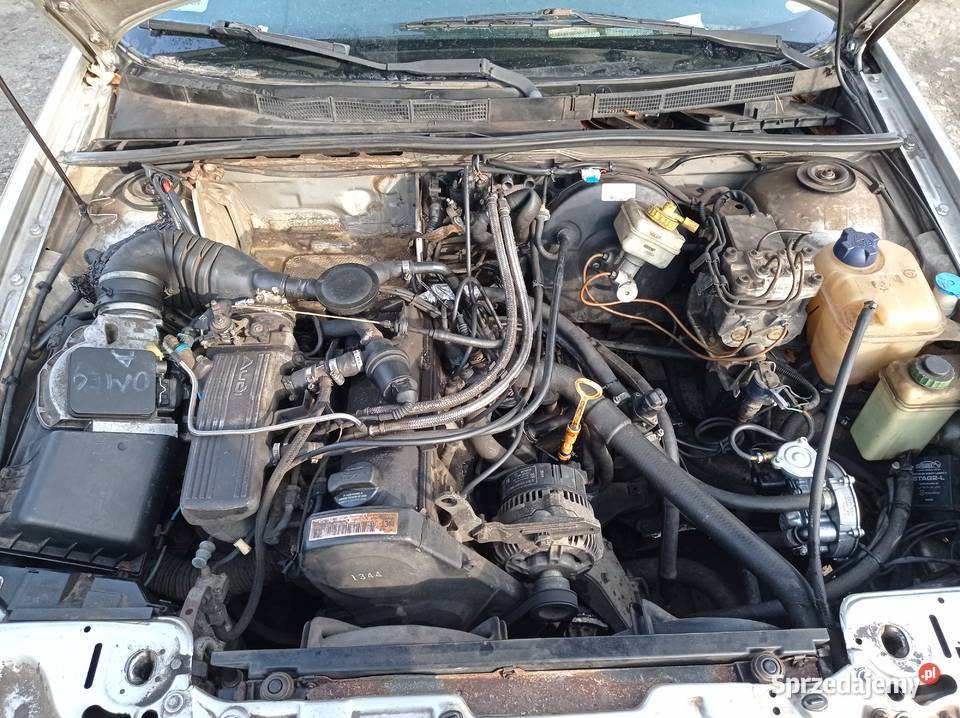 Audi 80 B4 20 85 kW 1993 r dawca części wielkopolskie Szklarka Myślniewska