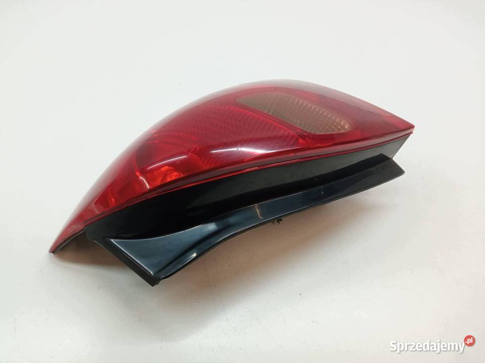 LAMPA TYŁ PRAWA EU Toyota Corolla Verso I