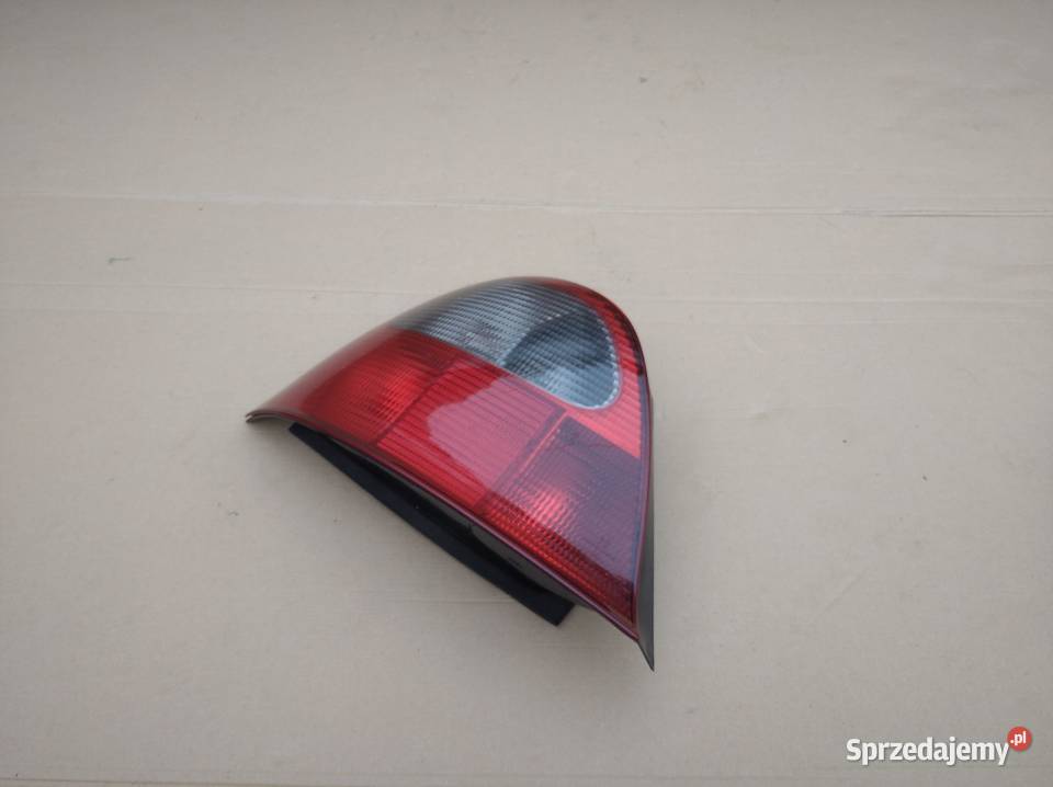 Rover 25 lampa lewy tył lewa tylna tylnia Oświetlenie Jarocin