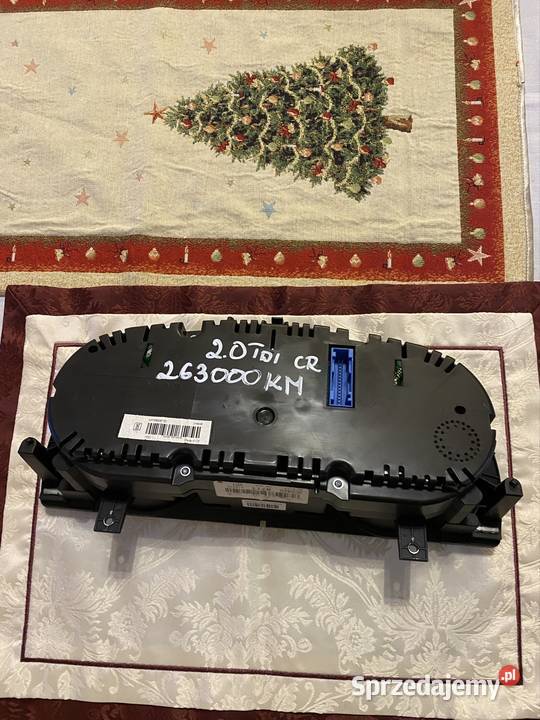 Licznik Passat B6 20tdi CR 260 Rok produkcji 2008 dolnośląskie