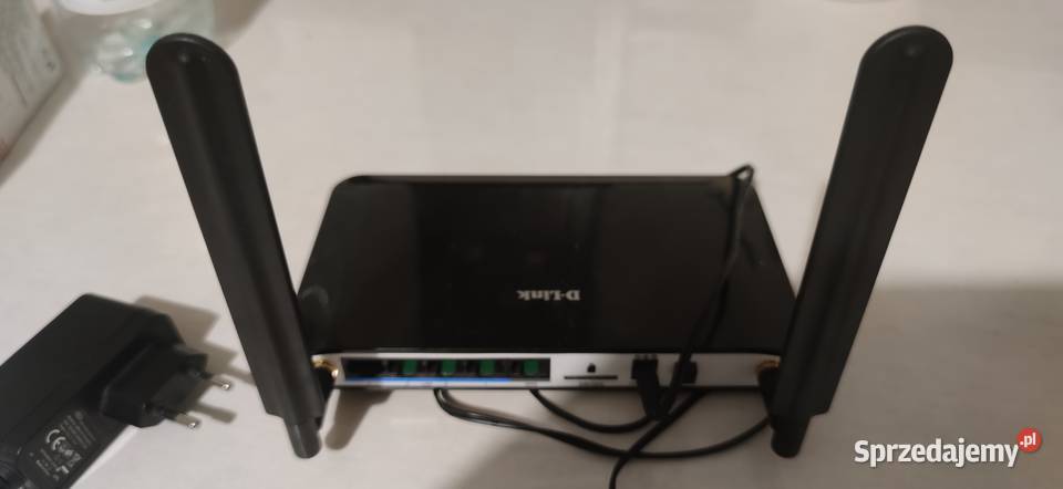 Router Dlink wejście na kartę sim model DWR921