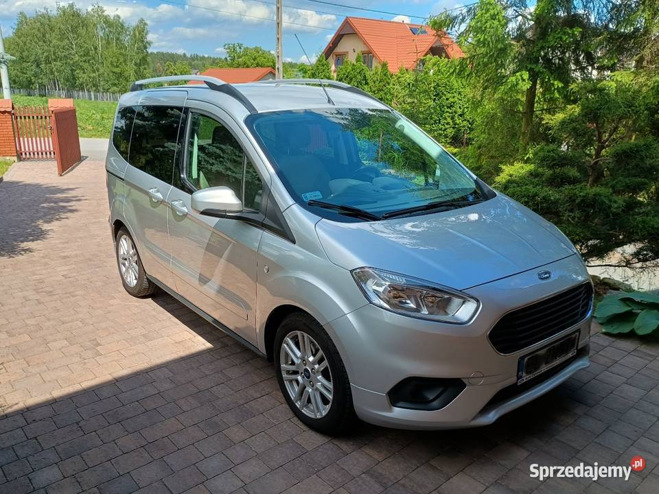 Ford Tourneo Courier 2019 salon polski benzyna Drzewica