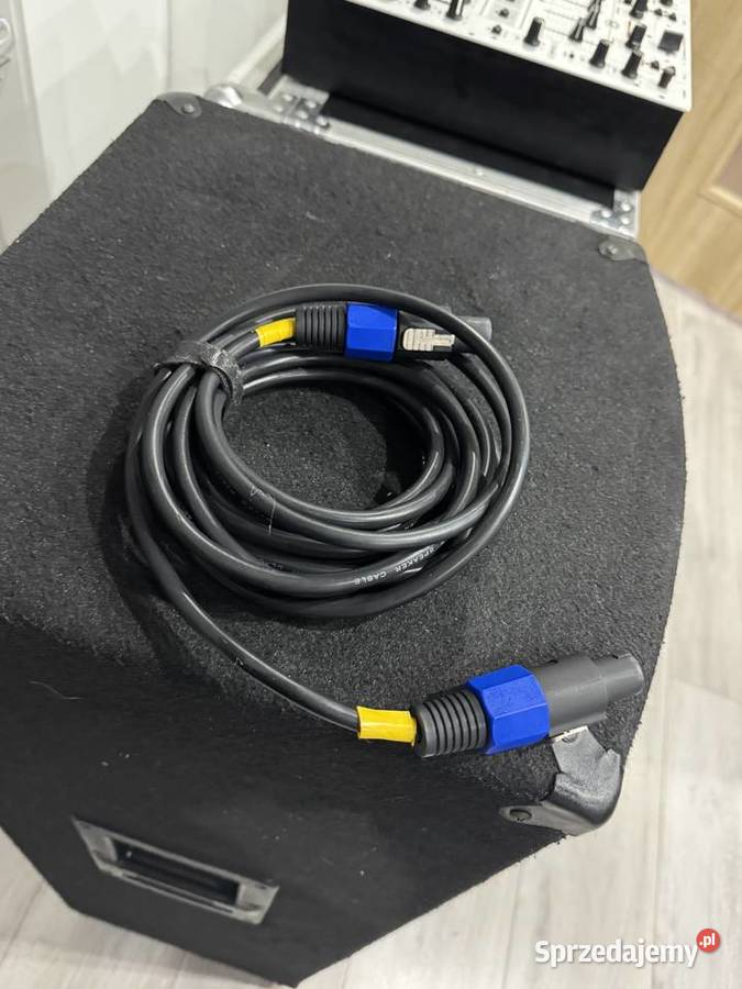 Sprzedam kompletny zestaw DJ 2 kolumny 800W 2 Piączyn sprzedam