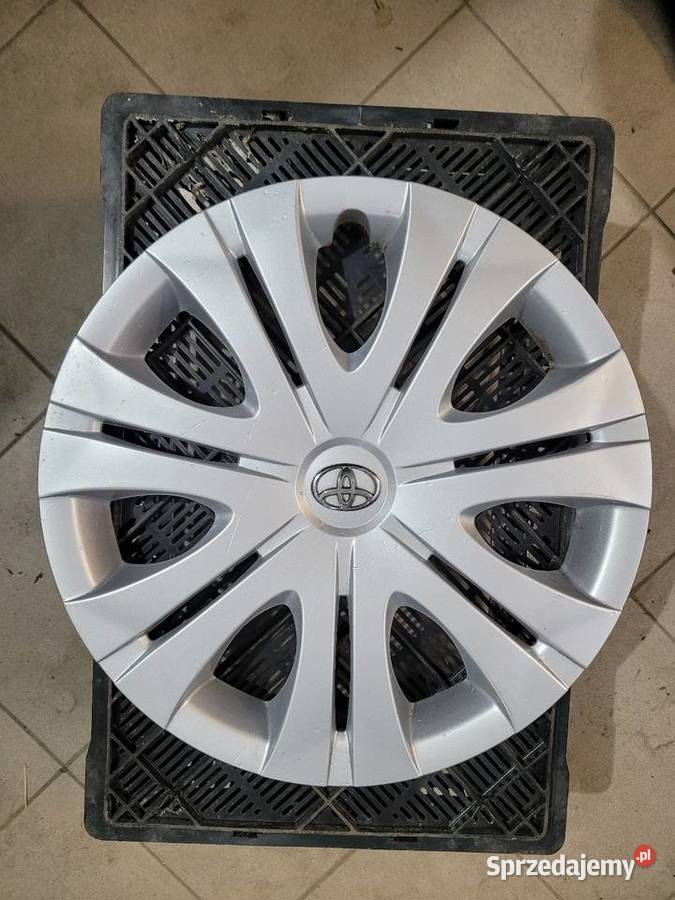 Kołpaki Toyota 16